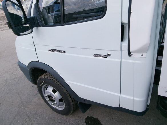 2010 ГАЗ ГАЗель (3302), белый, 930000 рублей - вид 17