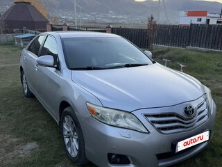 2010 Toyota Camry VI (XV40) Рестайлинг, серебристый, 1300000 рублей, вид 3