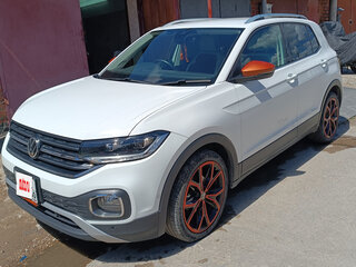 2021 Volkswagen T-Cross I, белый, 1650000 рублей, вид 2