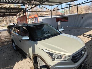 2019 Hyundai Creta I, бежевый, 1700000 рублей, вид 2