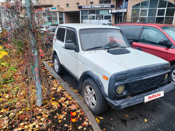 2011 Lada (ВАЗ) 2121 (4x4) I Рестайлинг, белый, 400000 рублей - вид 2