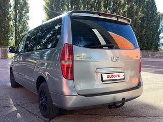 2009 Hyundai Grand Starex I, серый, 795000 рублей, вид 4