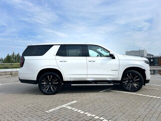 2024 Chevrolet Tahoe V, белый, 8900000 рублей, вид 2