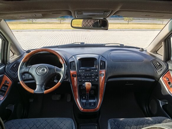 2001 Lexus RX 300 I, серый, 850000 рублей - вид 13