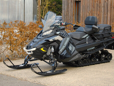 2026 Polaris PROSTAR S4 Titan Adventure 155, чёрный, 2227300 рублей, вид 3