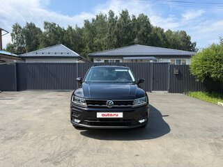 2020 Volkswagen Tiguan II, чёрный, 1850000 рублей, вид 3
