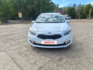 2013 Kia Ceed II, белый, 1250000 рублей, вид 4