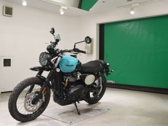 2025 Triumph Scrambler, голубой, 800000 рублей - вид 3
