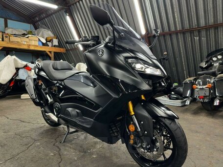 2023 Yamaha TMAX, чёрный, 1230000 рублей, вид 1