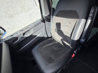 2022 Volkswagen Multivan T6 Рестайлинг, серый, 8500000 рублей, вид 4