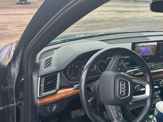 2021 Audi Q5 45 TFSI II (FY) Рестайлинг, чёрный, 4850000 рублей, вид 5