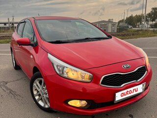 2013 Kia Ceed II, красный, 780000 рублей, вид 1