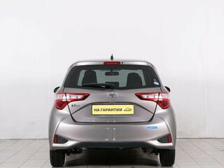2018 Toyota Vitz III (XP130) Рестайлинг, коричневый, 899000 рублей, вид 5