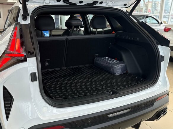 2026 Geely Cityray, белый, 3344990 рублей - вид 10