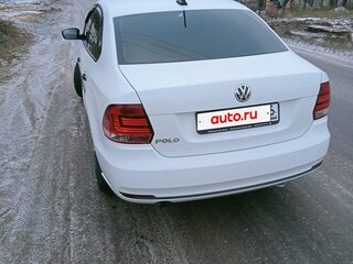 2018 Volkswagen Polo V Рестайлинг, белый, 1100000 рублей, вид 4