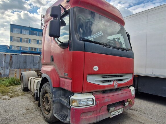 2004 Renault Premium, красный, 680000 рублей - вид 6