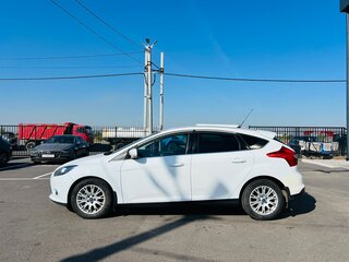 2014 Ford Focus III, белый, 809000 рублей, вид 3