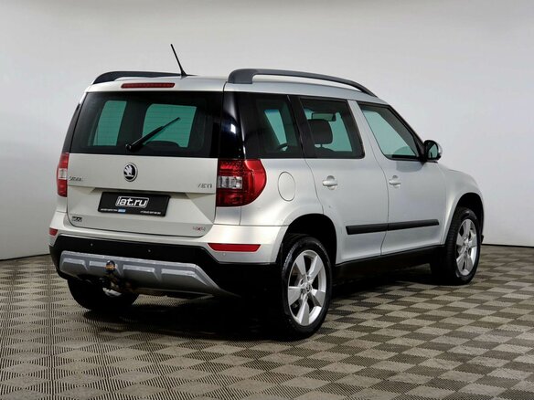 2015 Skoda Yeti I Рестайлинг, серебристый - вид 4