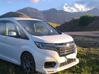 2019 Honda Stepwgn Spada V Рестайлинг, белый, 2300000 рублей, вид 1