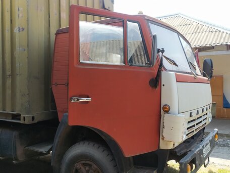 1992 КамАЗ 53212, красный, 850000 рублей, вид 5