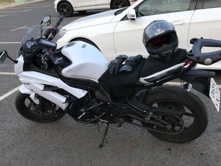 2013 Kawasaki ER-6F (Ninja 650R), белый, 550000 рублей, вид 2