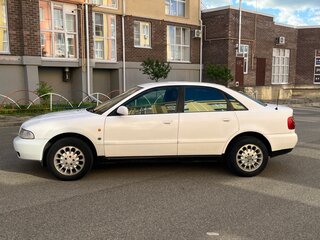 1997 Audi A4 I (B5), белый, 400000 рублей, вид 5