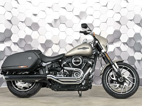 2017 Harley-Davidson Sport Glide, серый, 1499000 рублей, вид 3