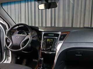 2011 Hyundai Sonata VI (YF), белый, 899000 рублей, вид 5