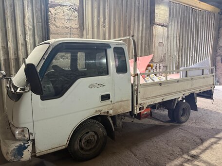 2000 Kia Bongo, белый, 600000 рублей, вид 2