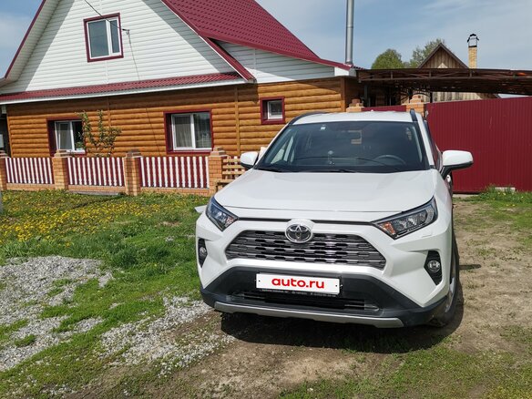 2020 Toyota RAV4 V (XA50), белый