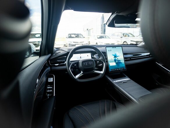 2026 Geely Preface I, белый, 3429990 рублей - вид 13