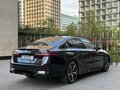 2025 BMW 5 серии 530i xDrive VIII (G60/G61/G68), чёрный, 8195000 рублей - вид 6