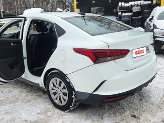 2020 Hyundai Solaris II, белый, 721000 рублей, вид 4
