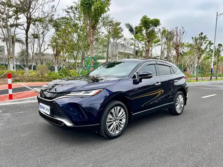 Toyota Harrier IV (XU80)