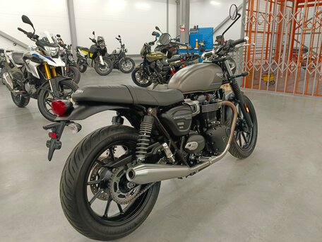 2023 Triumph Speed Twin, зелёный, 950000 рублей, вид 3
