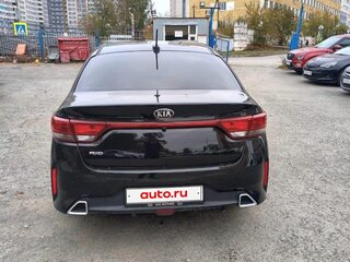 2021 Kia Rio IV Рестайлинг, чёрный, 1400000 рублей, вид 3