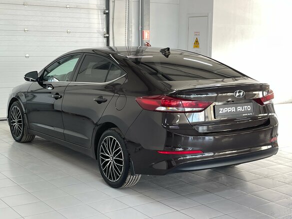 2017 Hyundai Elantra VI (AD), коричневый, 1569000 рублей - вид 5