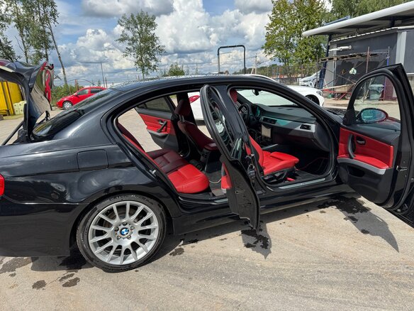 2008 BMW 3 серии 325i V (E90/E91/E92/E93) Рестайлинг, чёрный, 1200000 рублей - вид 11