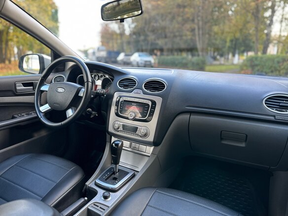 2008 Ford Focus II Рестайлинг, серебристый - вид 18