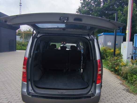 2012 Hyundai H-1 II, серебристый, 1850000 рублей - вид 14