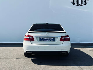 2010 Mercedes-Benz E-Класс 300 IV (W212, S212, C207), белый, 1570000 рублей, вид 3