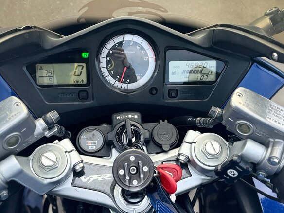 2007 Honda VFR 800, белый, 680000 рублей - вид 8