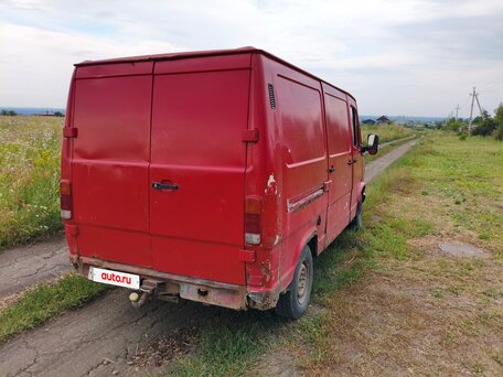1987 Mercedes-Benz T1, красный, 240000 рублей, вид 3