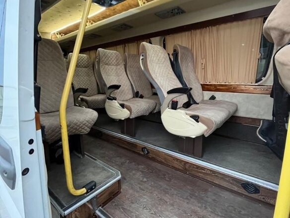 2011 Volkswagen Crafter, белый, 1700000 рублей - вид 2