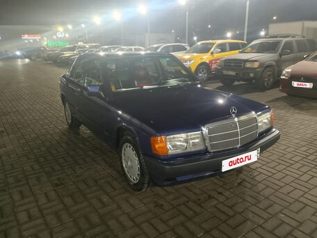 1992 Mercedes-Benz 190 (W201), синий, 2000000 рублей, вид 3