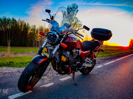 1995 Yamaha XJR1200, красный, 230000 рублей, вид 1