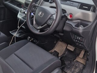 2016 Honda Freed+ II, белый, 1400000 рублей, вид 5