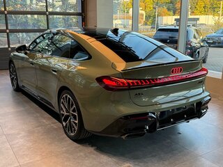2026 Audi A5 L Sportback III (B10), зелёный, 6400000 рублей, вид 4