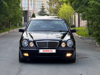 2001 Mercedes-Benz E-Класс 320 II (W210, S210) Рестайлинг, синий, 1300000 рублей, вид 1