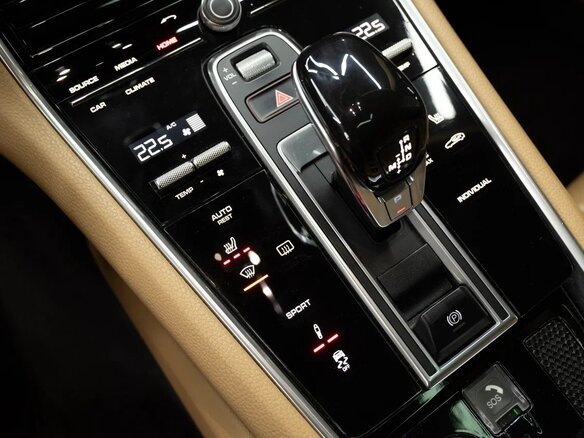 2018 Porsche Panamera 4 II, серый, 5900000 рублей - вид 16